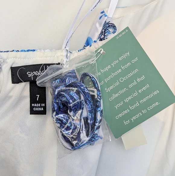 Speechless NWT White, Blue Porcelain Chinoiserie Floral Dress sz 7 Graduation - Picture 7 of 8